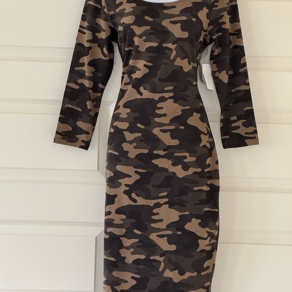 New York & Company Brown Tan Long Sleeve Bodycon Dress